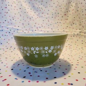 Pyrex 401 Spring Blossom Nesting Bowl